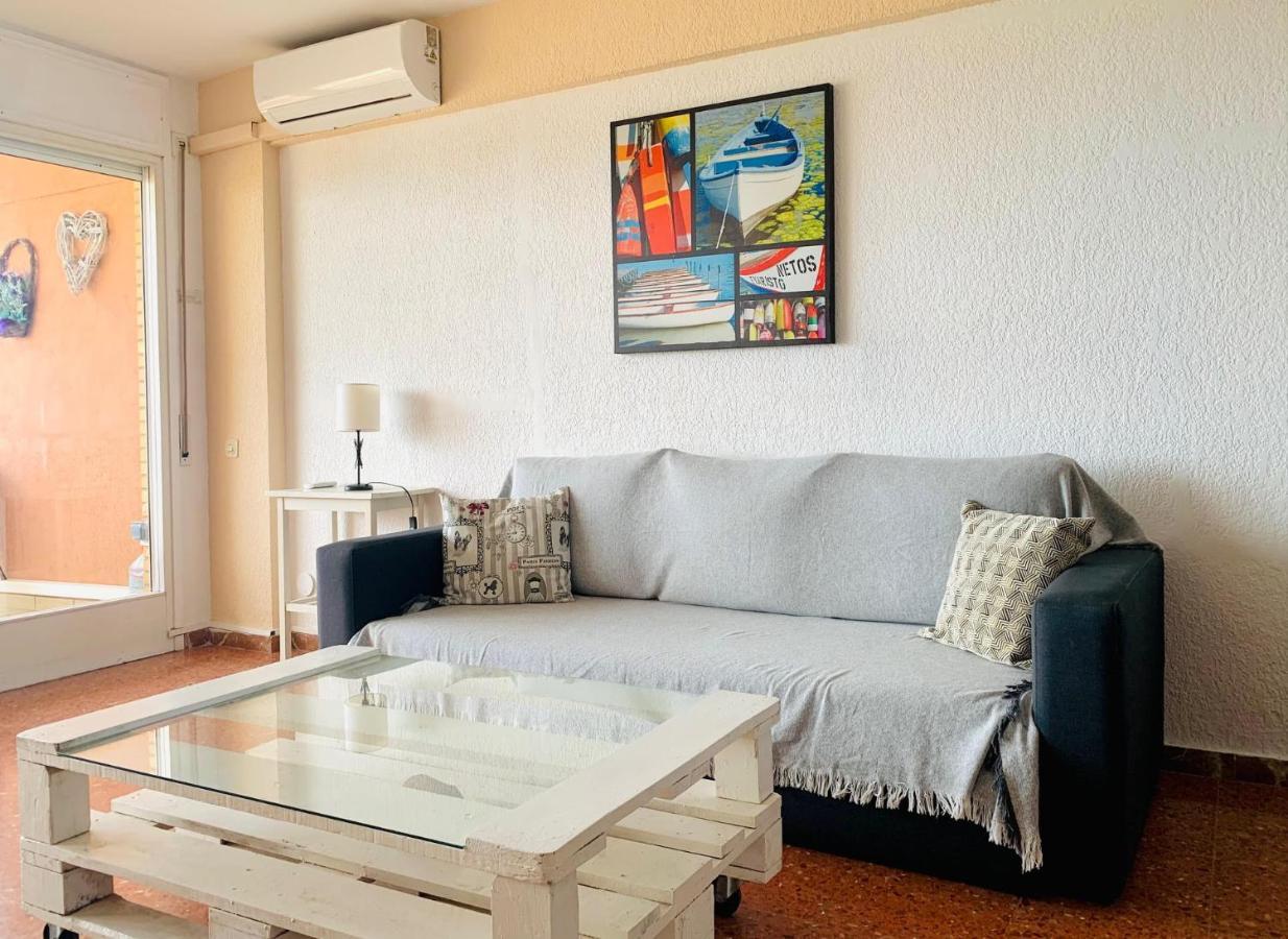 Book Nautico Salou Apartment Bagian luar foto